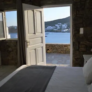 https://revel-mykonos.hotels-in-mykonosisland.net