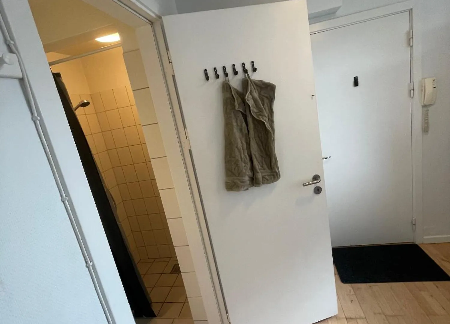 Apartment Central Apt W Parking Possibility, Netflix & Near Attractions Aarhus Denmark