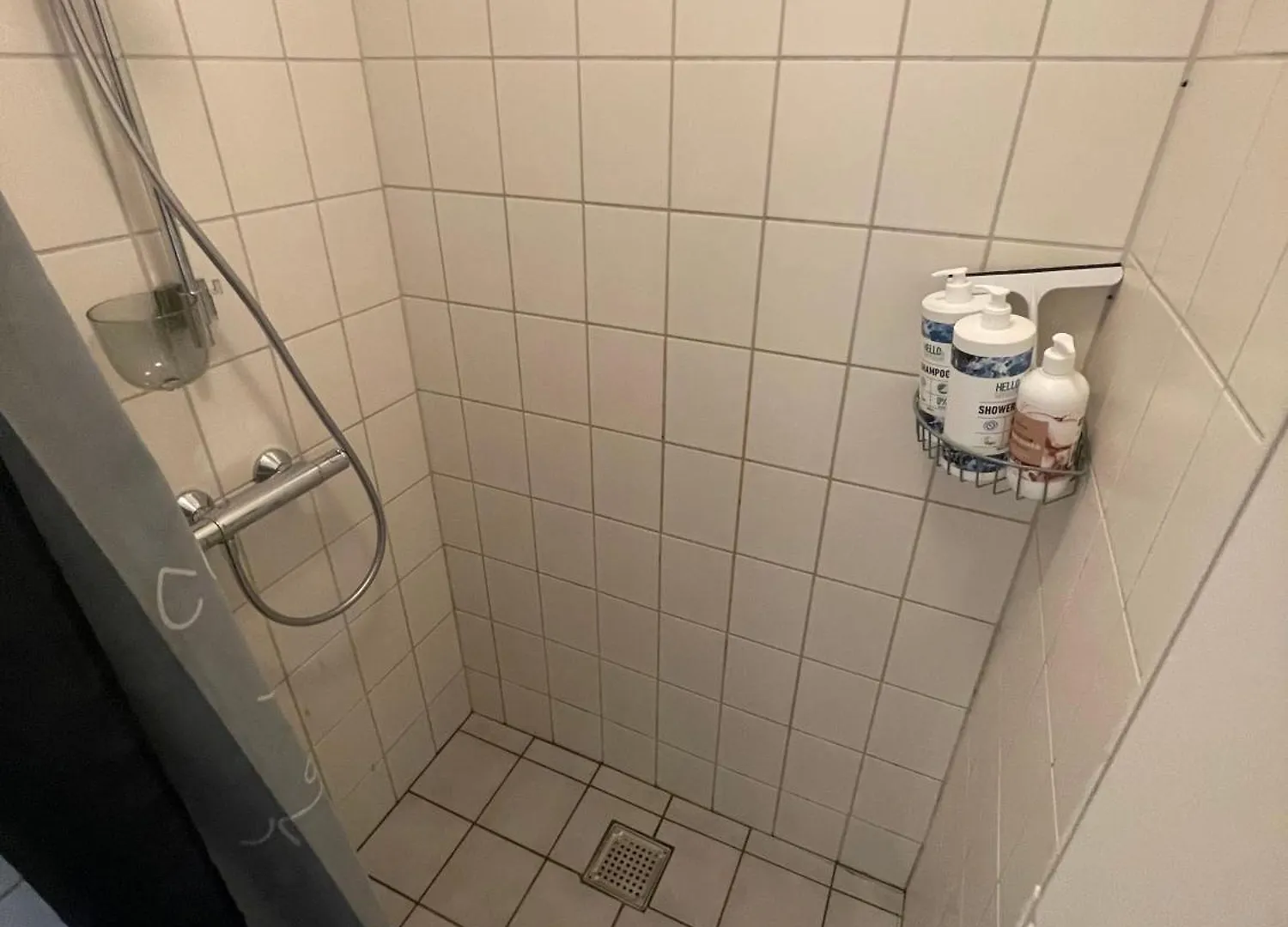 Central Apt W Parking Possibility, Netflix & Near Attractions Aarhus Apartment